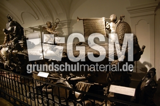 Kapuzinergruft_03_Kaiser Joseph I.JPG